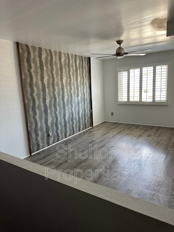Building Photo - 8029 E Glenrosa Ave