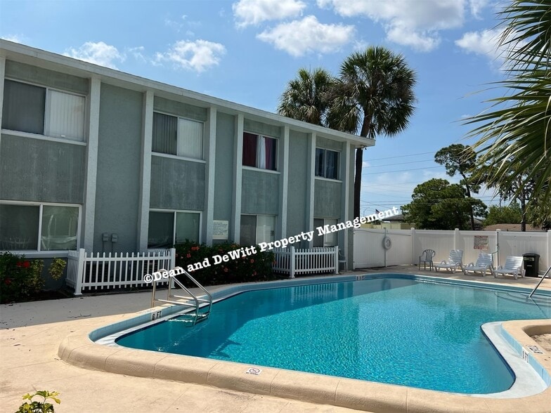 Building Photo - 1 Bed/1 Bath - Unit 230