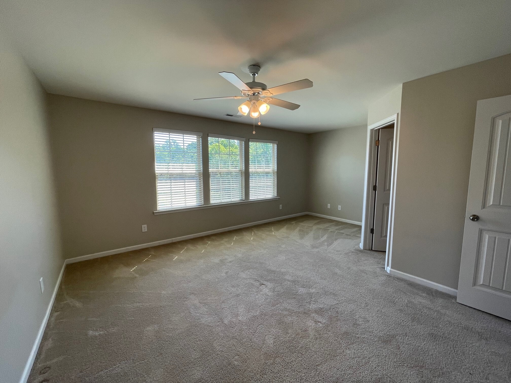 Master Bedroom - 112 Hawkstone Dr