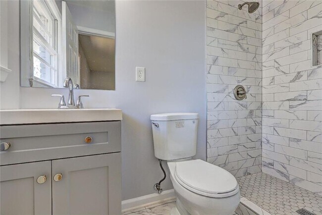 Building Photo - 469 Dogwood Dr NW