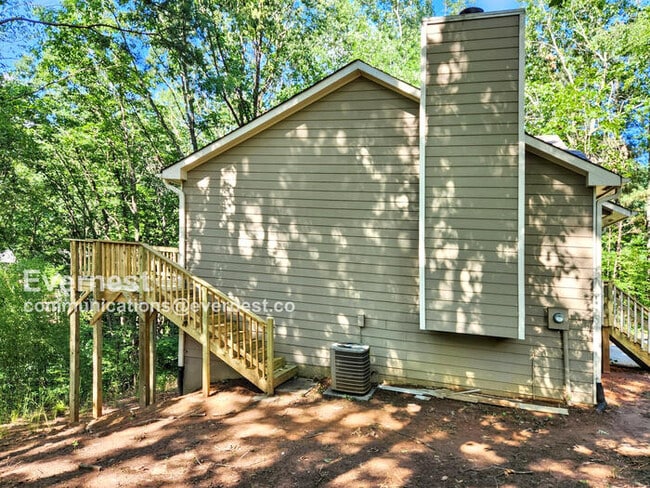 Building Photo - 80 Remington Ln