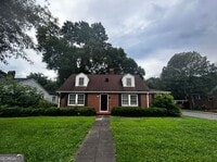 Building Photo - 300 N College St