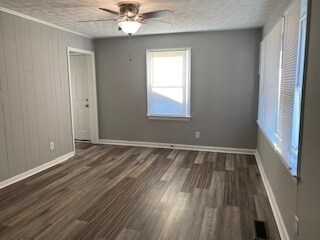 Building Photo - 2638 Summit Ave