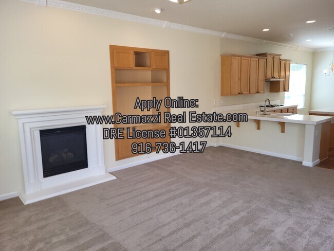 Building Photo - 1201 Souza Way