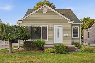 Building Photo - Charming Single-Family Home in Desirable Allen Park Neighborhood