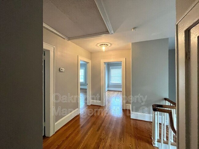 Building Photo - 105 Peachtree Street