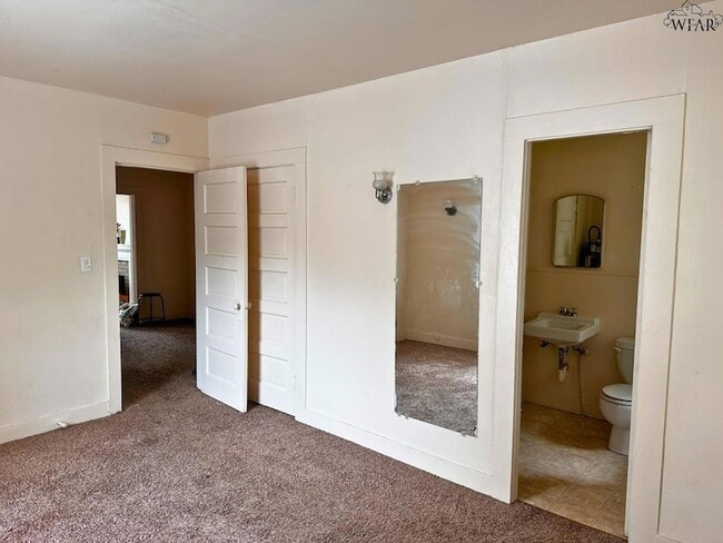 Building Photo - 2003 Wilson Ave