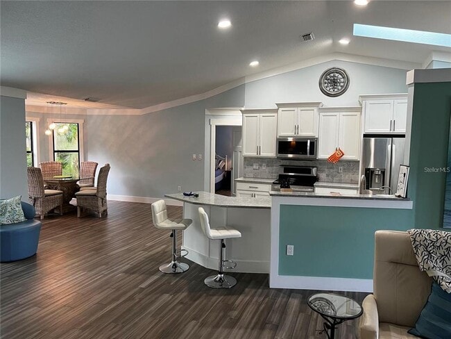 Building Photo - 4594 Trails Dr