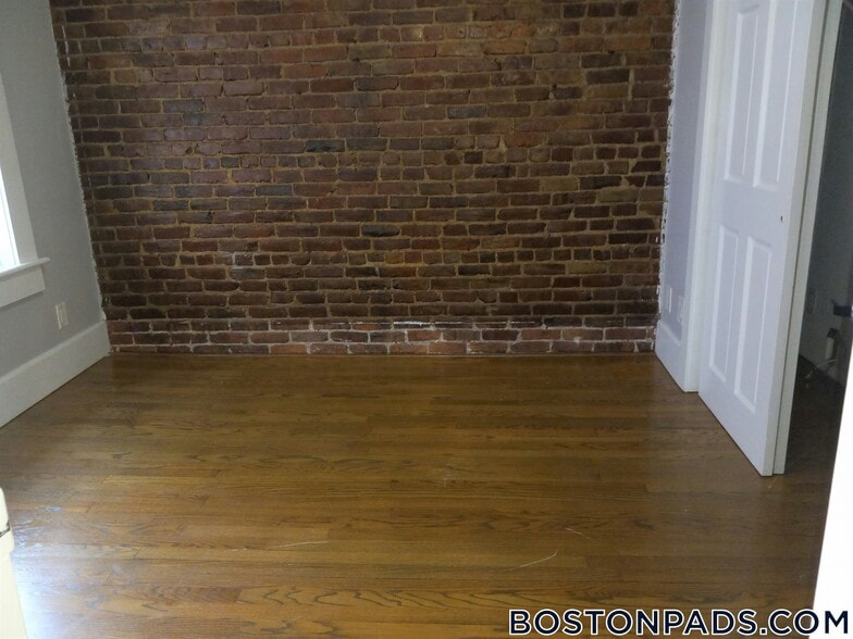 Building Photo - 90 Warrenton St