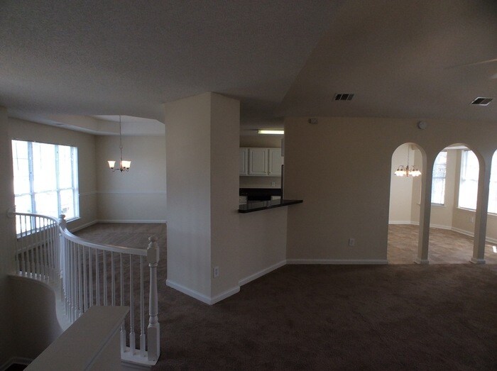 Building Photo - 4033 Rhinehart Ct