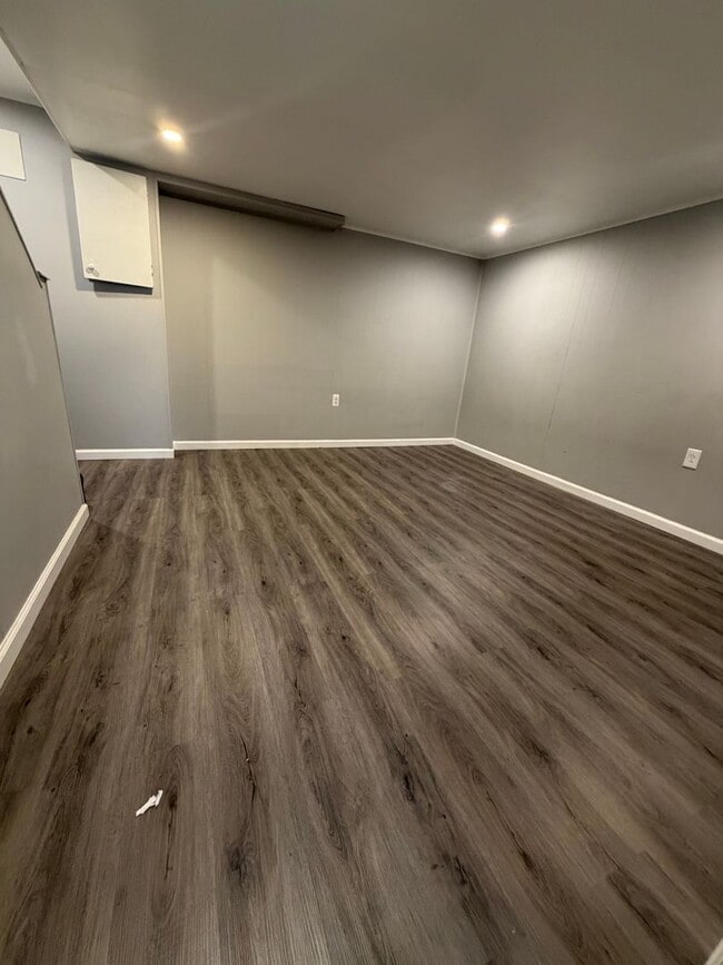 Building Photo - Your New Home!!!