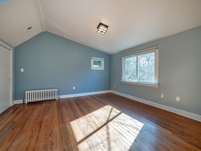 Building Photo - Charming, Renovated Bungalow in NW DC Tenley Area