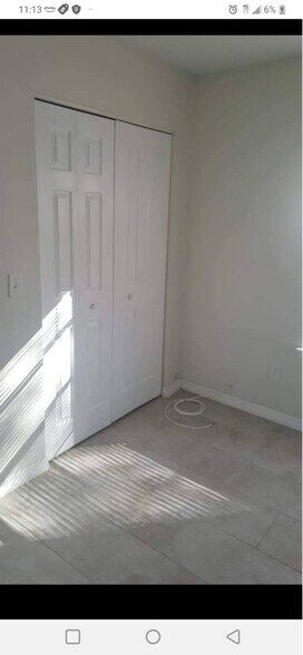 Building Photo - 1788 Poinsettia Ave