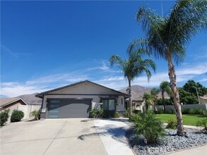 Building Photo - 28498 Sycamore Dr