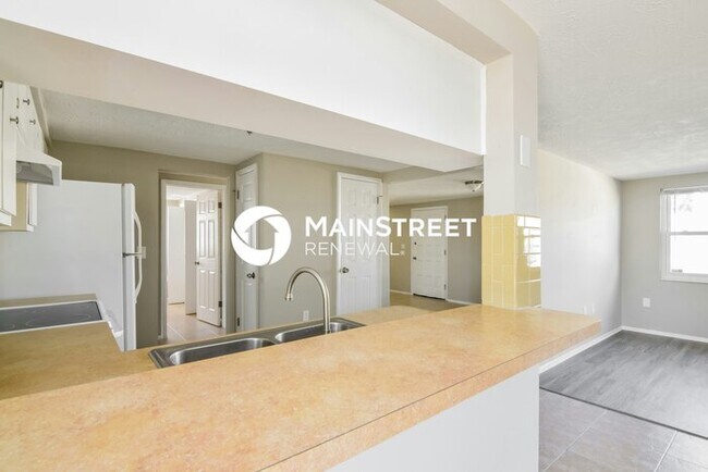 Building Photo - 3 Bedroom Pet-Friendly Home in Holiday, FL with Main Street Renewal