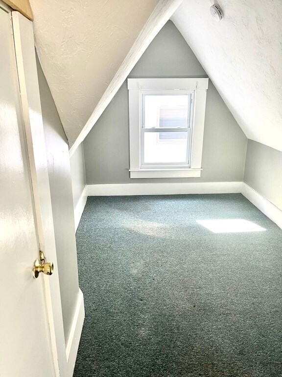 Building Photo - 546 N Front St