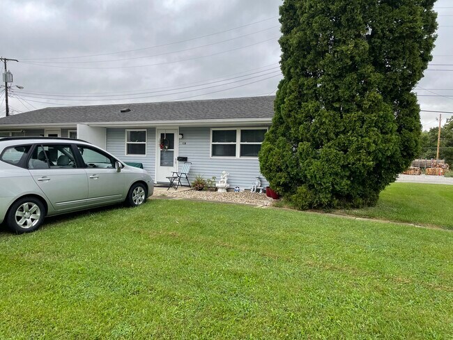 93 Hope Unit B - 93 E Hope Dr