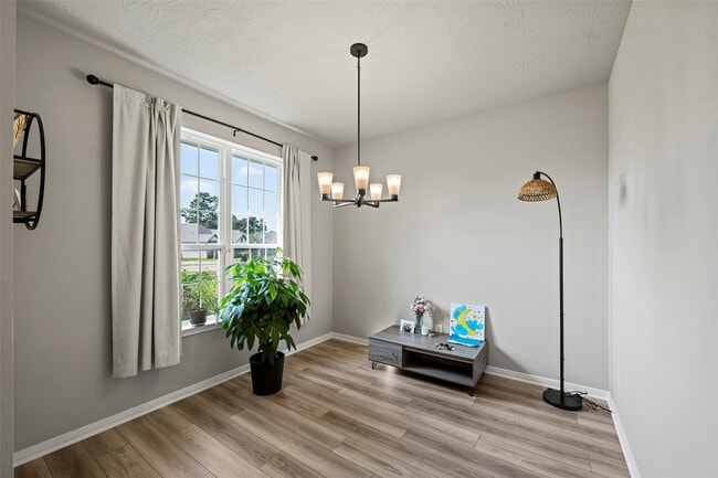 Building Photo - 428 Shoreview Dr