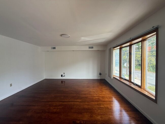 Building Photo - 3121 Liberty Ave