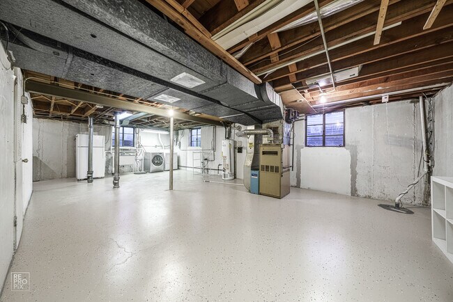 Building Photo - 283 Fair Ave