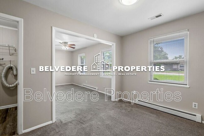 Building Photo - 3005 Kilkenny Ave