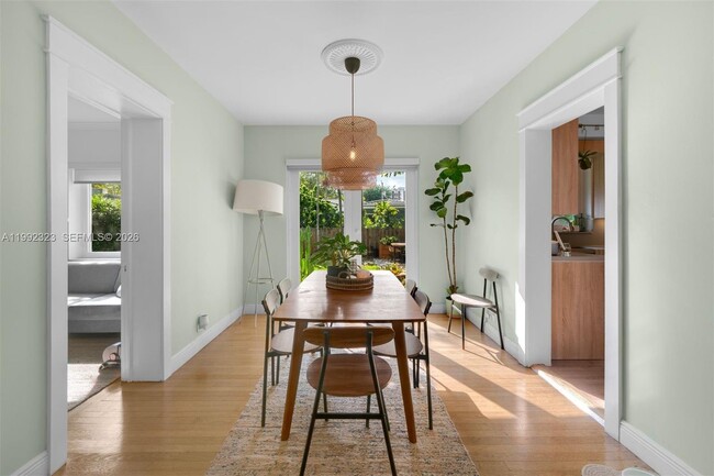 Building Photo - 970 NW 10th Ave