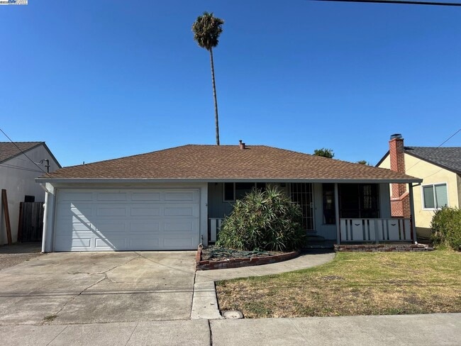 Building Photo - 14533 Acacia St