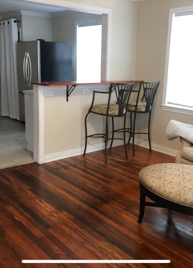 Building Photo - 153 S Guerry St