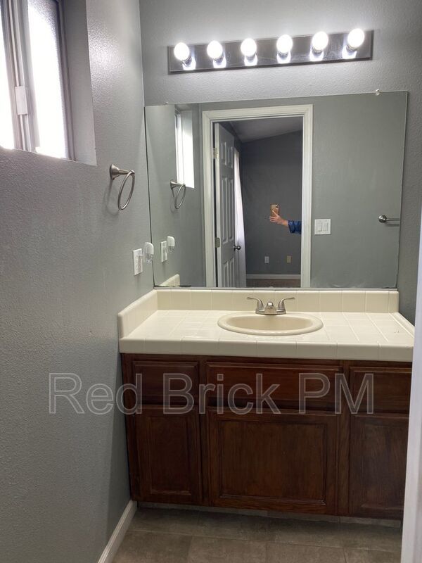 Building Photo - 1134 Partridge Dr