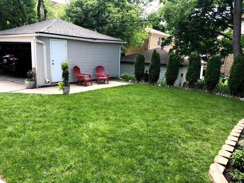 Building Photo - 541 N 62nd St