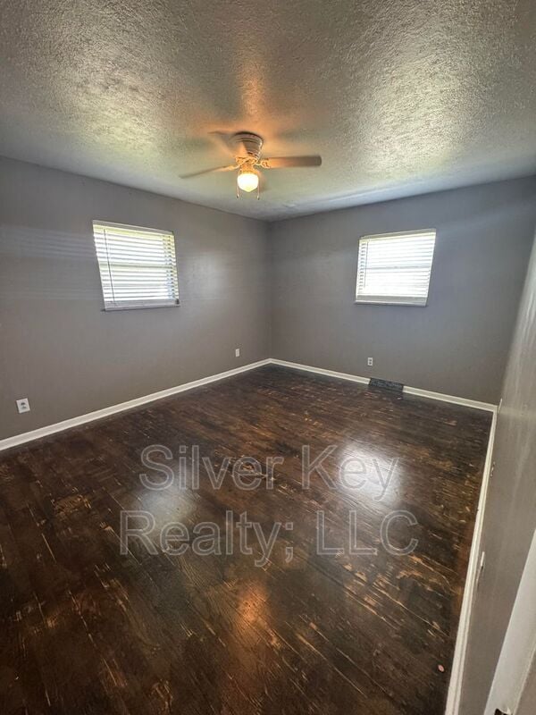 Building Photo - 103 Co Rd 807