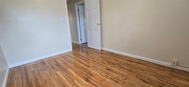 Building Photo - 253-30-253149 149th Rd