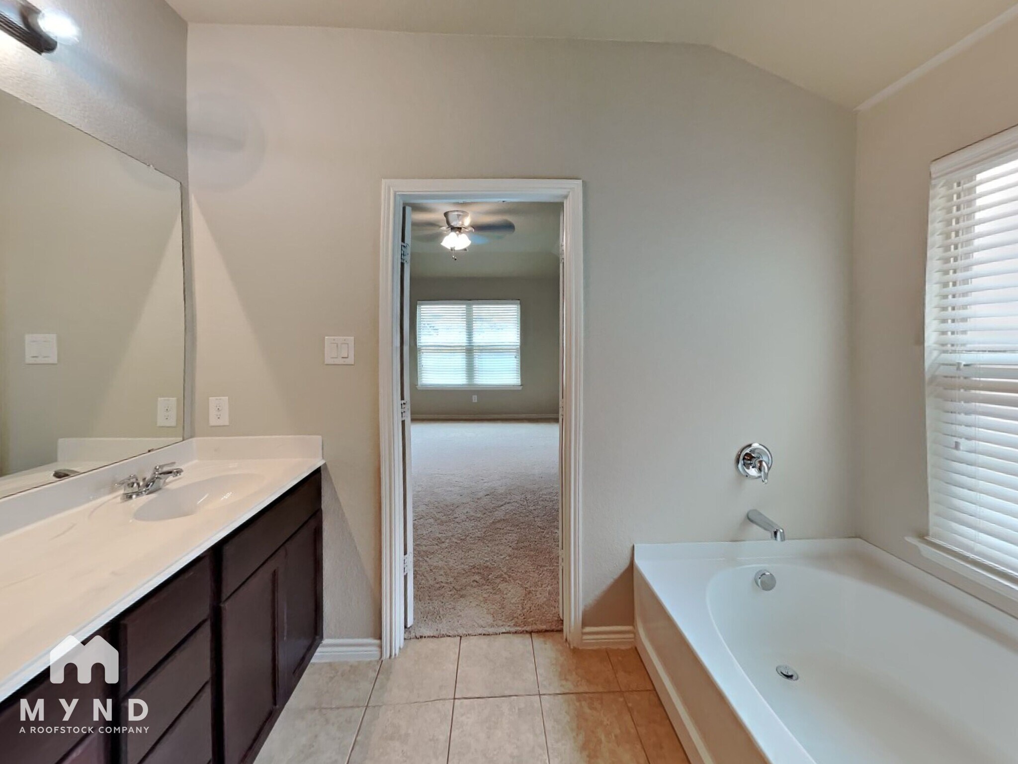 Building Photo - 1417 Castle Creek Dr