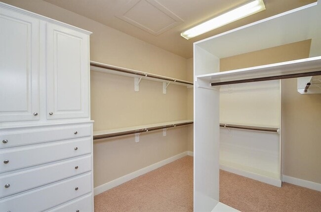 Building Photo - 510 McAllister Ave