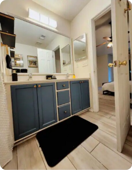 Building Photo - 458 Swanson Dr