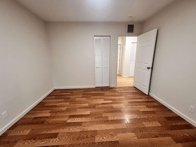 Building Photo - 26786 Clarkford St