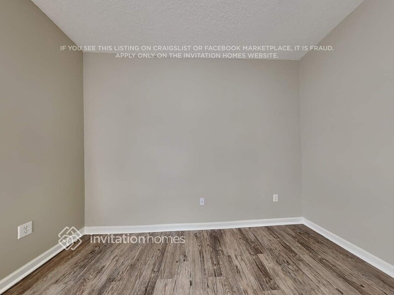 Building Photo - 3813 Westridge Dr