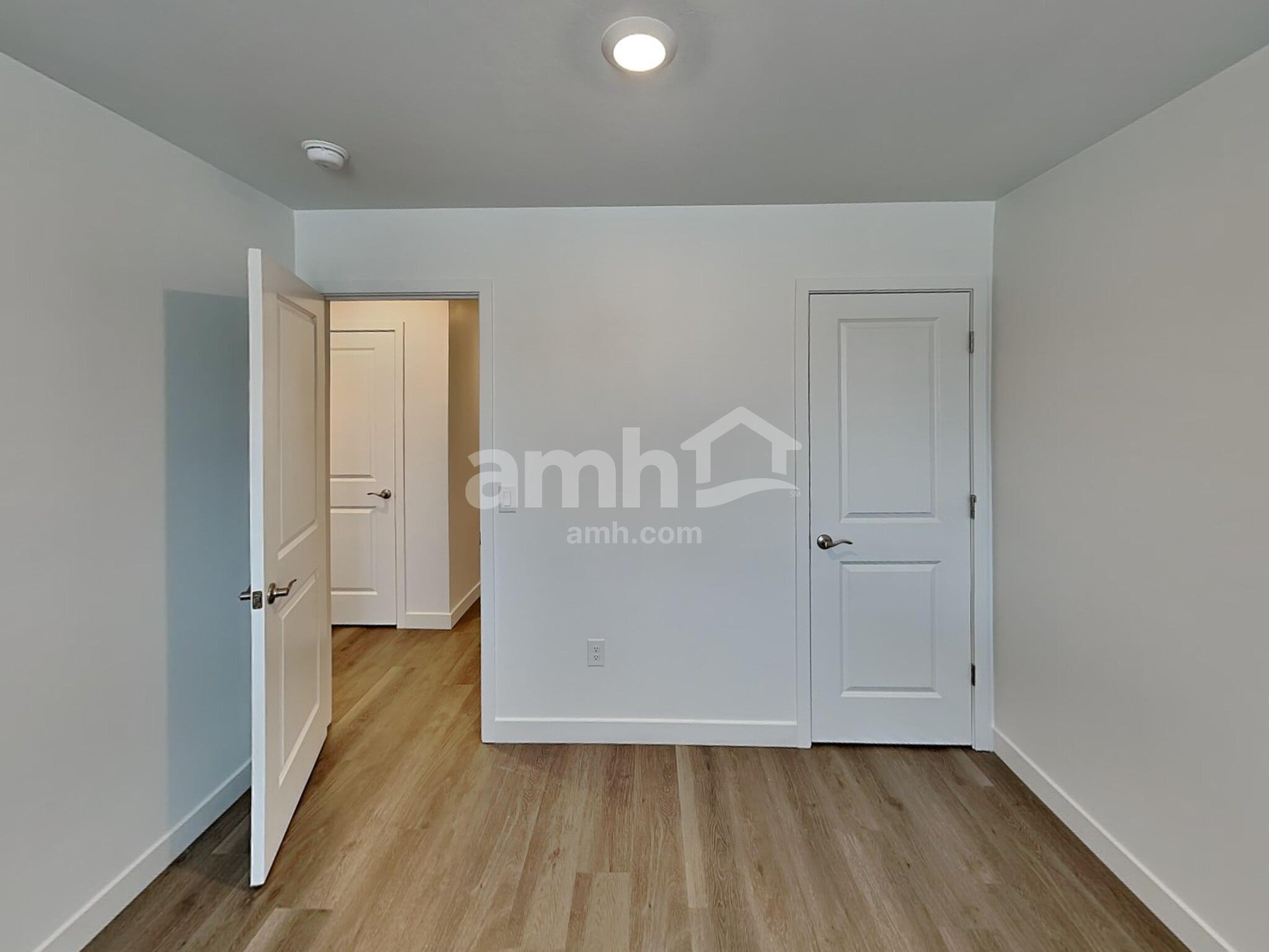 Building Photo - 9683 N Rancho Lozano