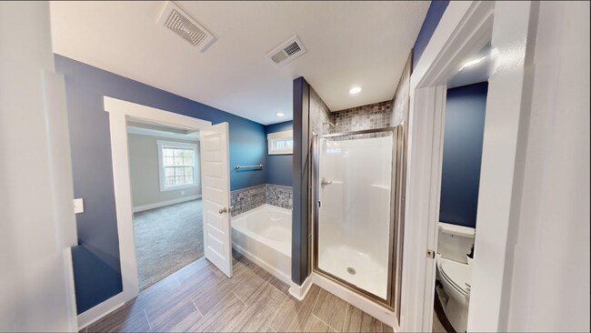 Building Photo - Beautifully Upgraded Home with Large Eat-In Kitchen And Spacious Primary Suite