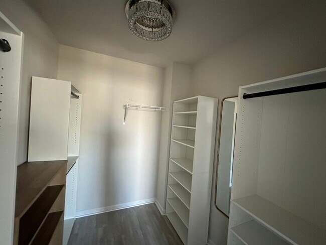 Building Photo - Like NEW 2 Story Single Family Home w/ Fen...