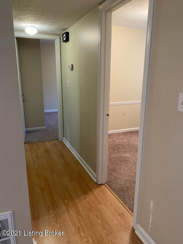 Building Photo - 4015 Tally Ho Ct