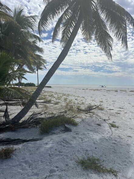 Building Photo - 7785 Estero Blvd