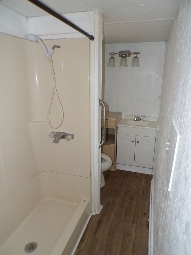 Building Photo - Mobile Home