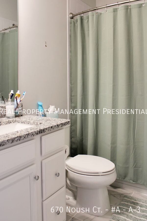 Building Photo - 670 Noush Ct