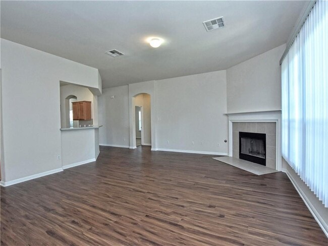 Building Photo - 104 S Gadwall Ln