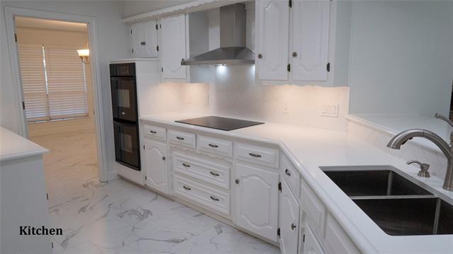 Building Photo - 2300 Monticello Cir