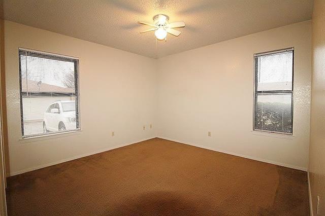 Building Photo - 1110 Curtis Dr
