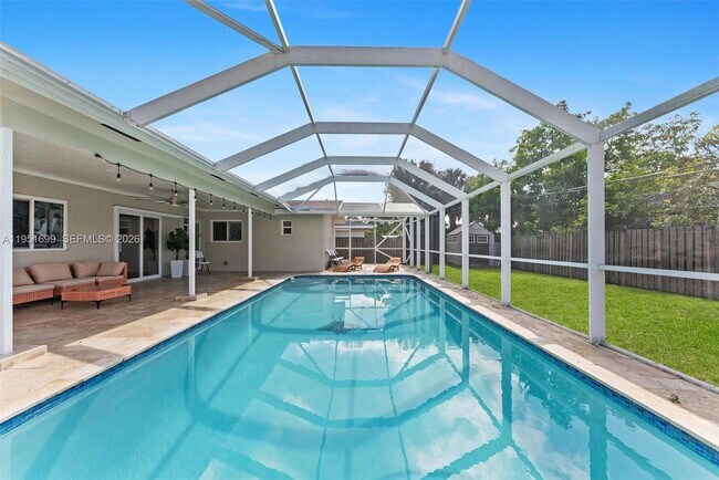 Building Photo - 7400 NW 15th St