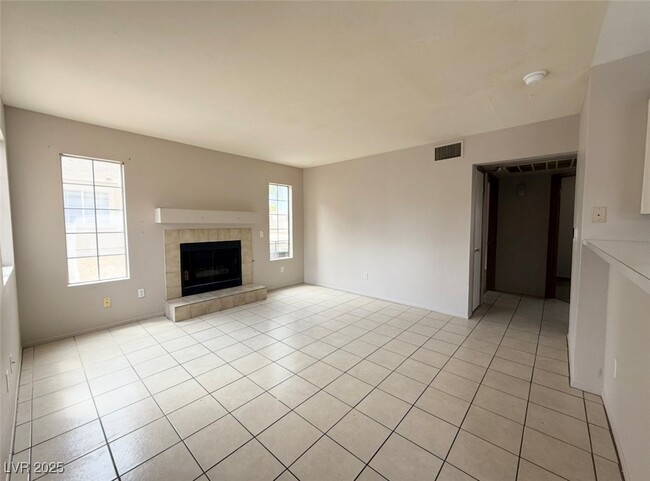 Building Photo - 4672 Krissylouise Way