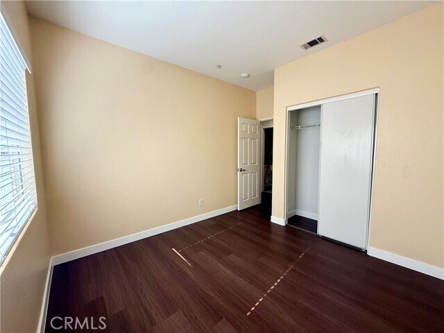 Building Photo - 17210 Volante Ct